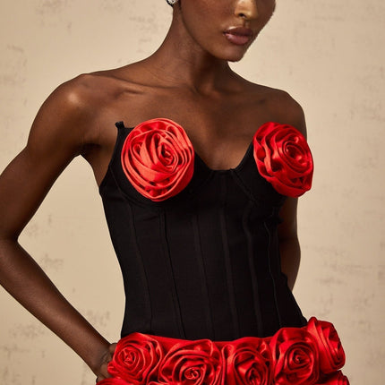 Alessandrina Red & Black Skirt Top Set Matching Outfit 90 Rayon 9 Nylon 1 Spandex Rose Applique Sweetheart Neckline Straight Hem Rear Zip Fastening