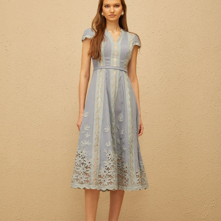 Amália Blue Scalloped Floral Embroidered Midi Dress