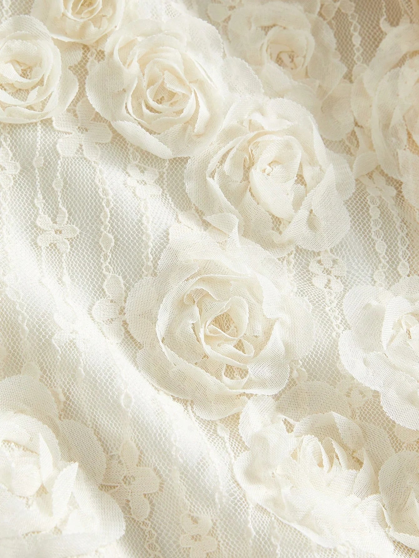 APPLIQUES CONTRAST LACE FLOWY DRESS