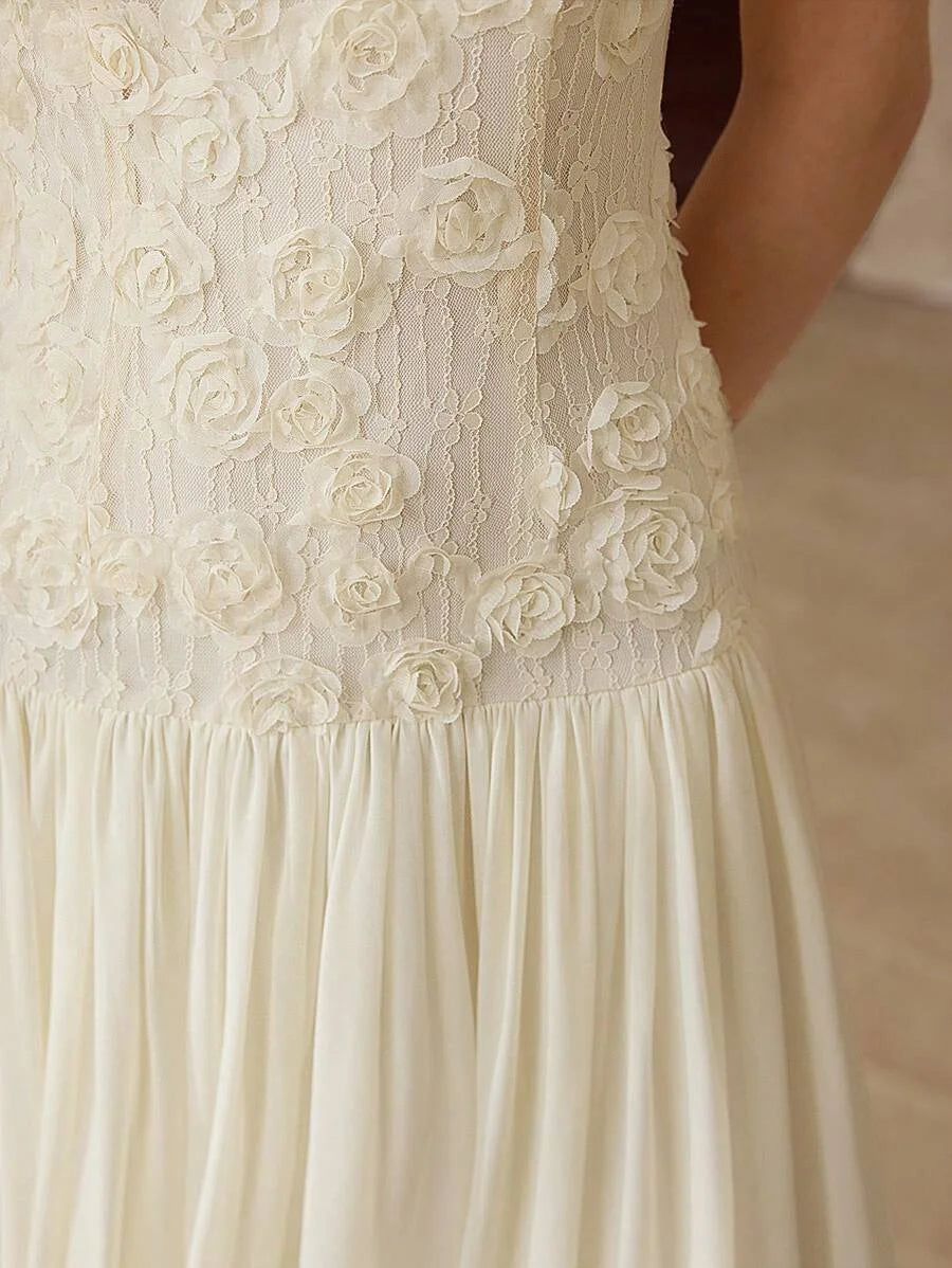 APPLIQUES CONTRAST LACE FLOWY DRESS