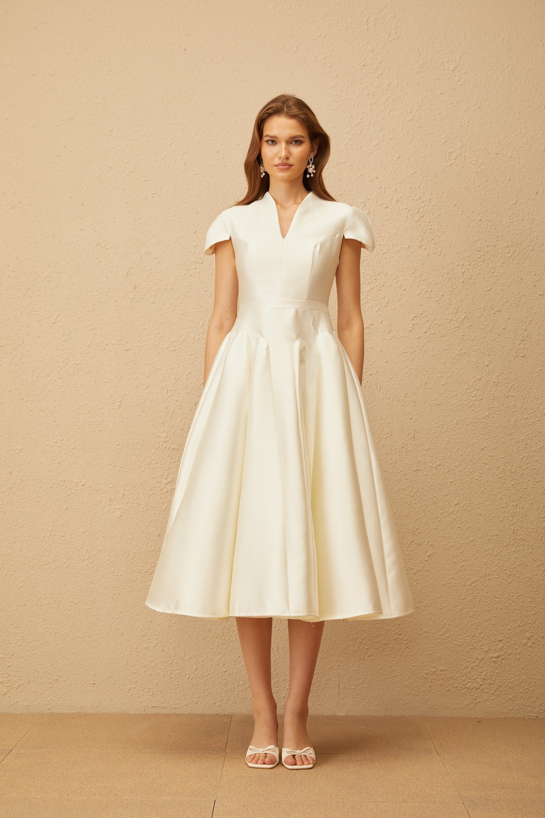 Aventin White Godet Design Midi Dress