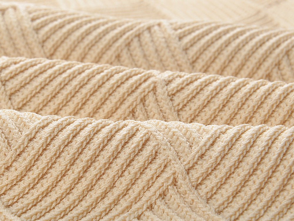 Beige cropped diamond pattern knit blazer with gold lion-head buttons