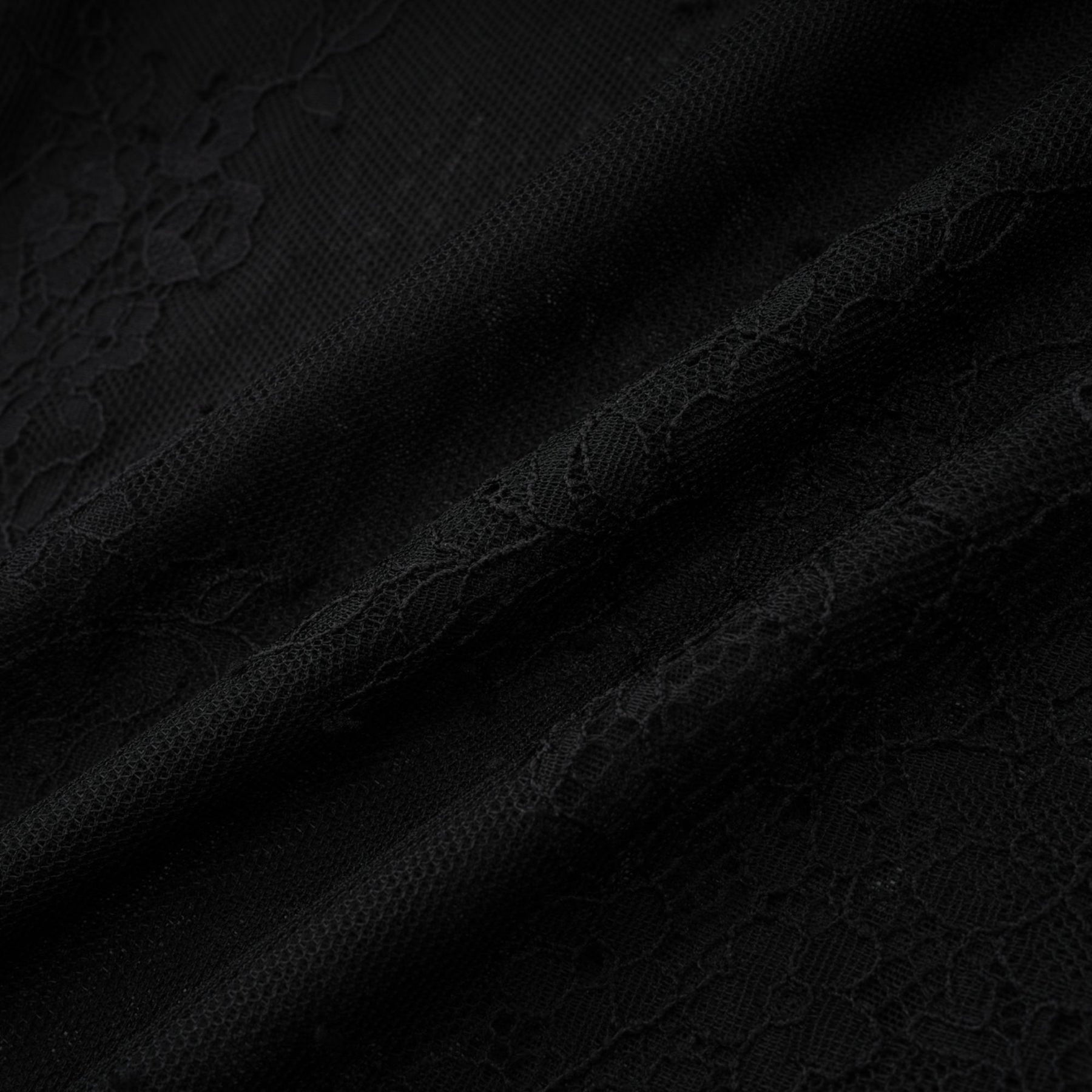 Black lace dress with dazzling crystal embellishment chic sleeveless cut and floorlength silhouette