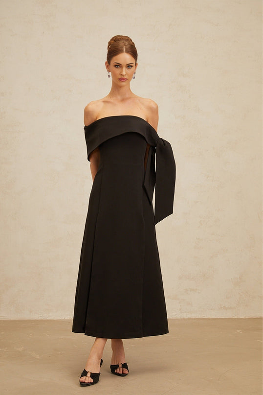 Black off the shoulder maxi dress with self-tie bowknot and side slit