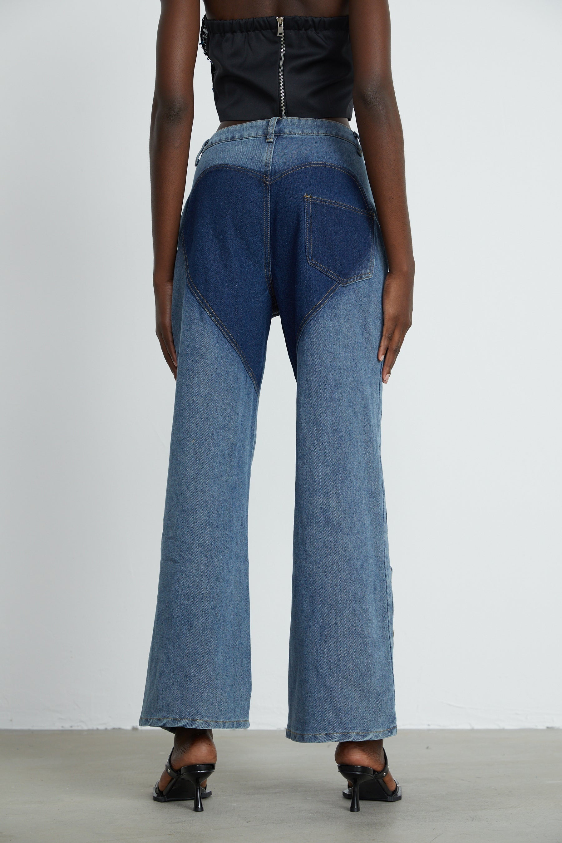 Blanche highwaist cutout jeans