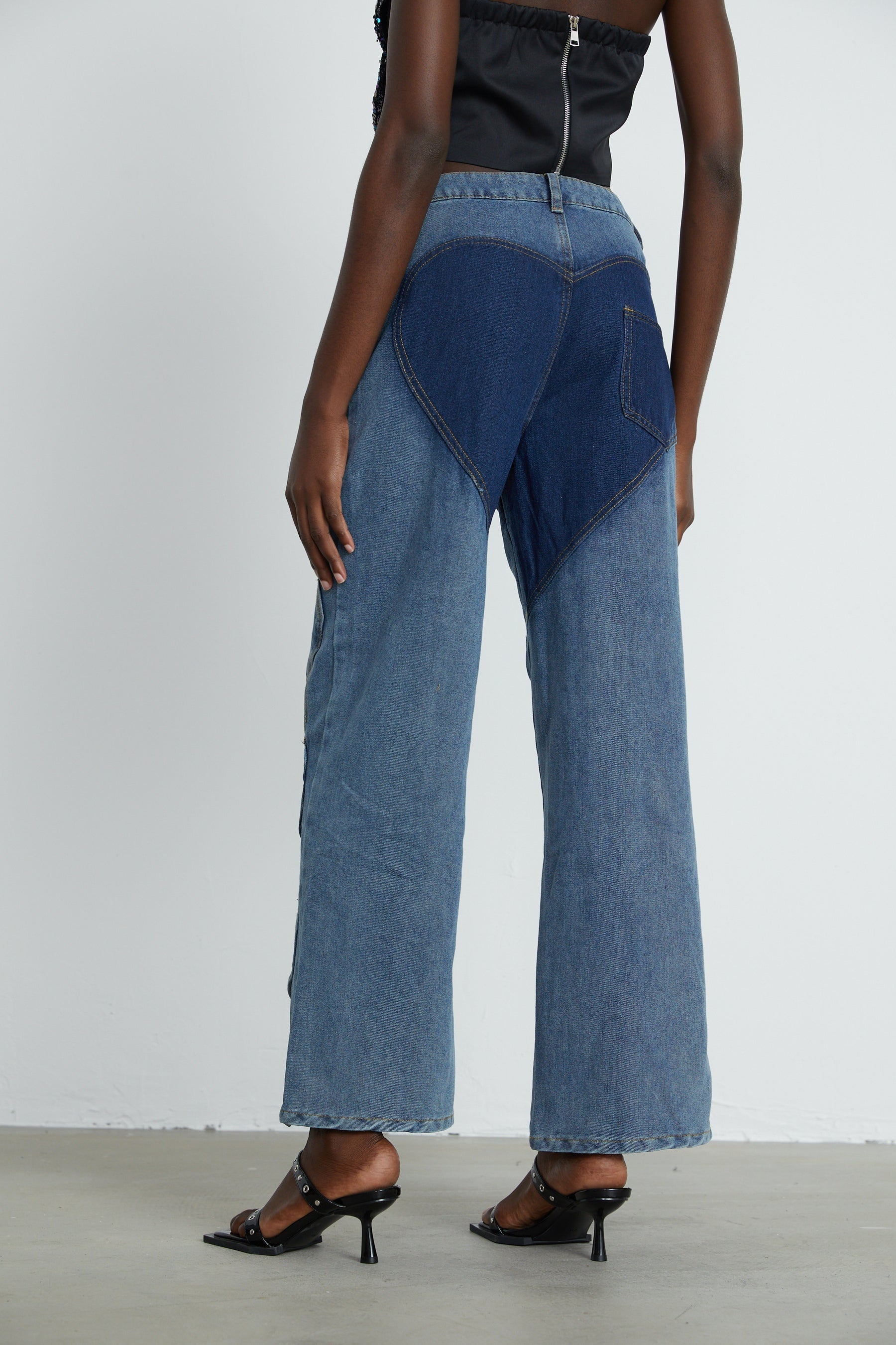 Blanche highwaist cutout jeans