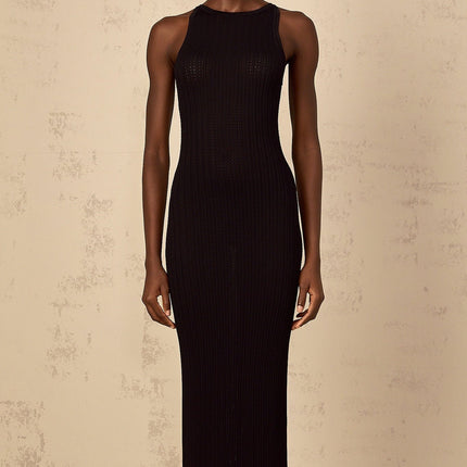 Bonnie Black Ribbed Knit Maxi Dress with Fitted Silhouette and Round Neck