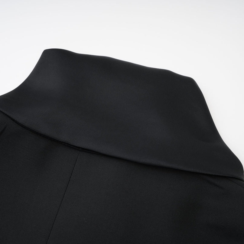Charlotte Black Wool Blazer Shawl Lapels Single Button Fastening Long Sleeves Front Flap Pockets Straight Hem Formal Event Versatile Garment