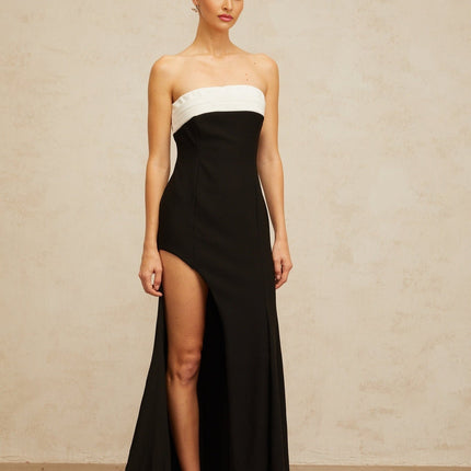 Chiara Black Color-Block Maxi Dress Terylene Fiber Off-Shoulder Side Slit Flared Hem Cinched Waist Rear Zip Fastening