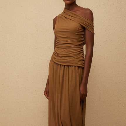 Clara Brown One-Shoulder Maxi Dress Ruched Detailing Asymmetrical Hem Avant-Garde Charm Side Zip Fastening Luxurious Terylene Fiber Spandex Statement Piece