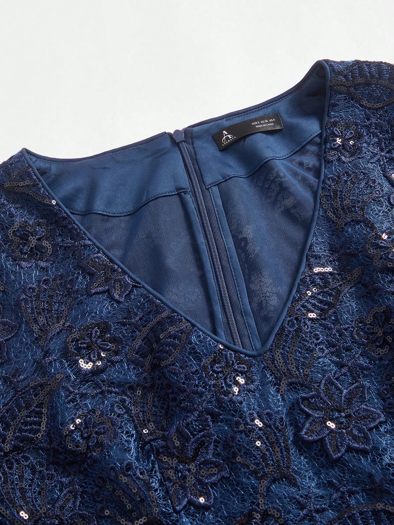 Classic Pattern Long Sleeve Decorated With Floral And Beaded Detail Dress