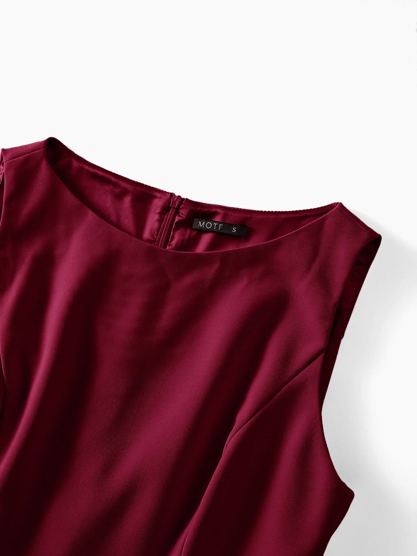 Classy SOLID BUCKLE BELTED SLEEVELESS LAYERED HEM SHORT DRESS