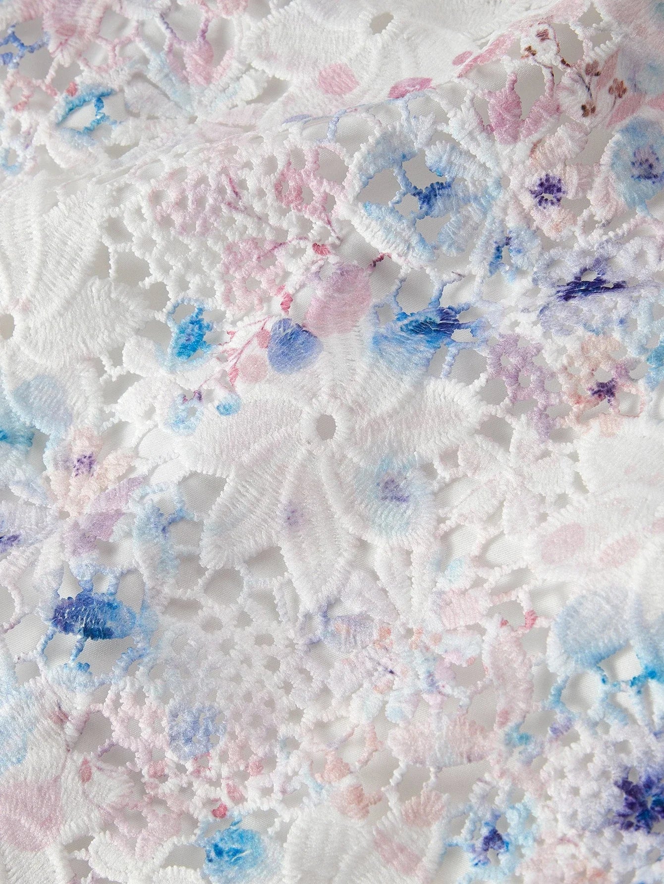 CONTRAST GUIPURE LACE DRESS