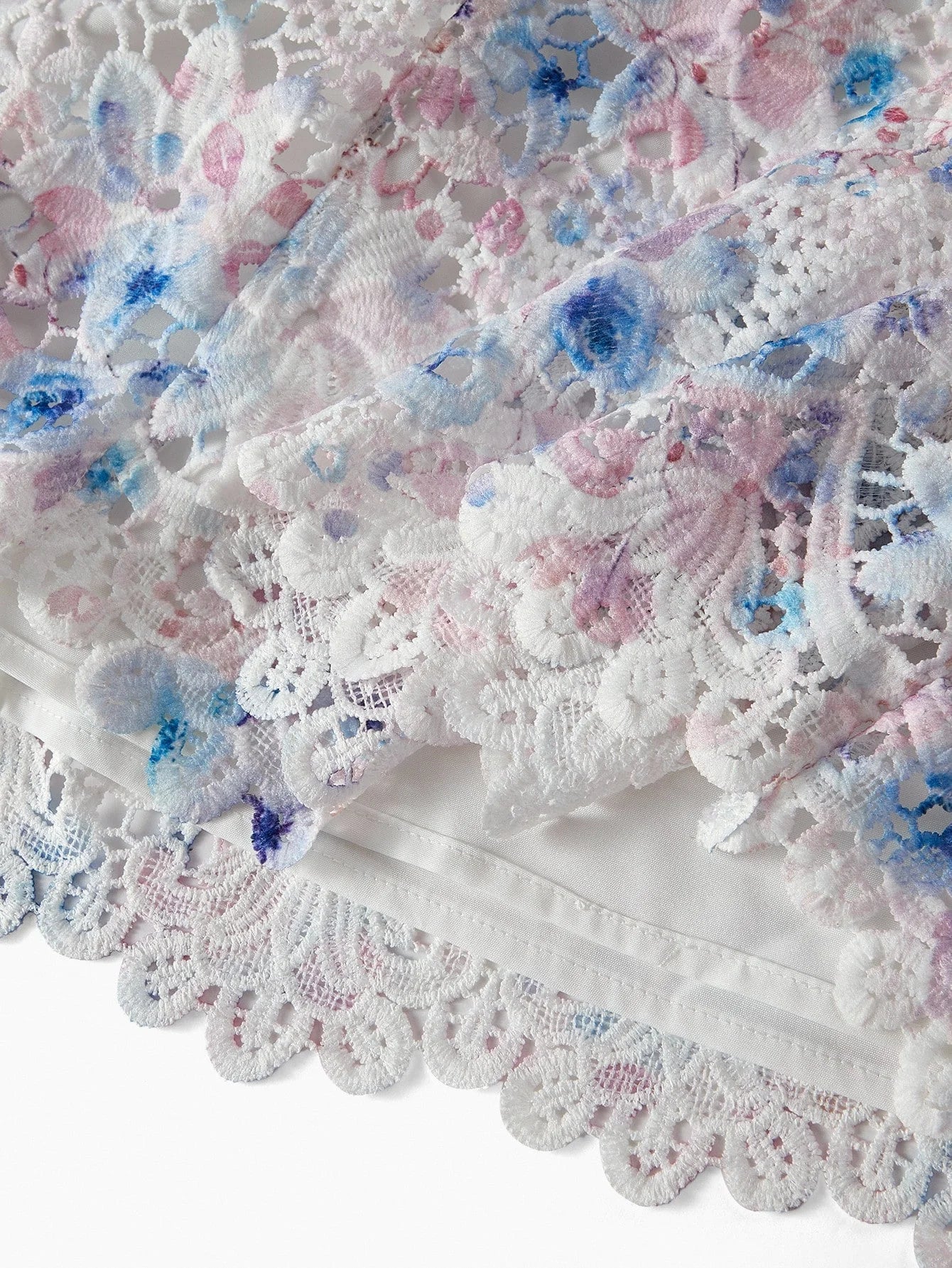 CONTRAST GUIPURE LACE DRESS