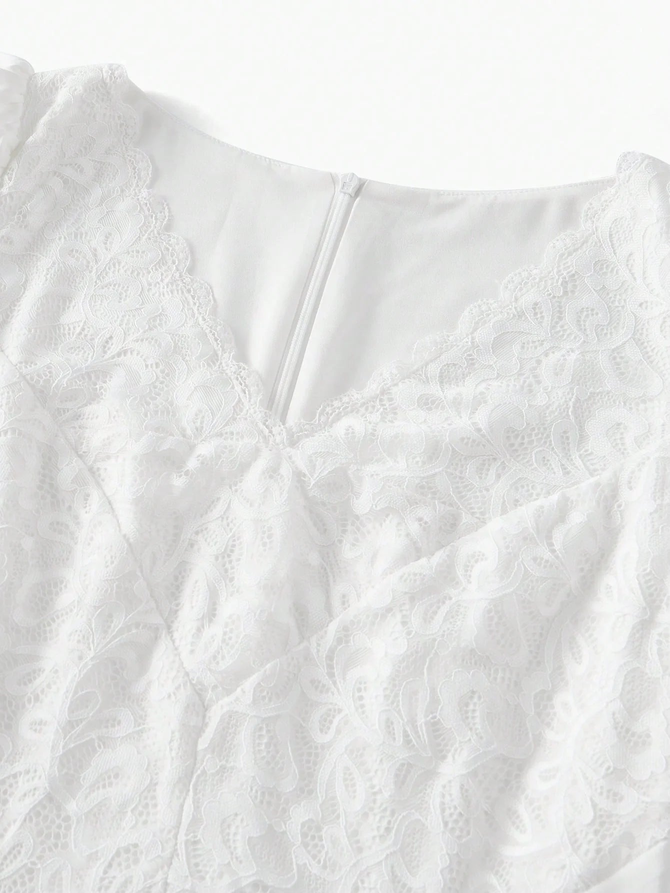 CONTRAST LACE ZIPPER DRESS