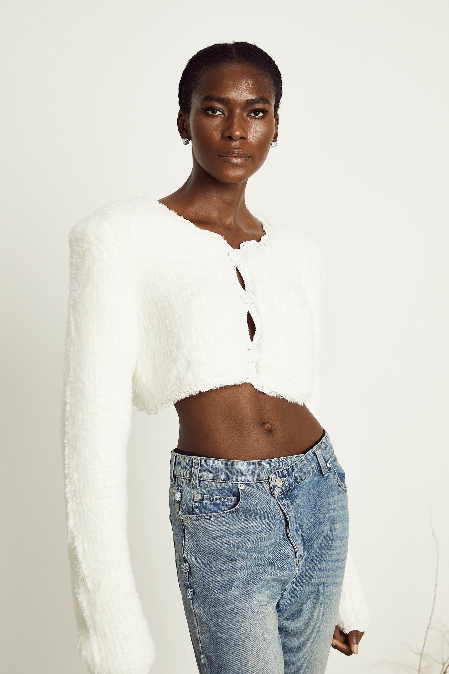 Daphné white fluffyknit cropped cardigan
