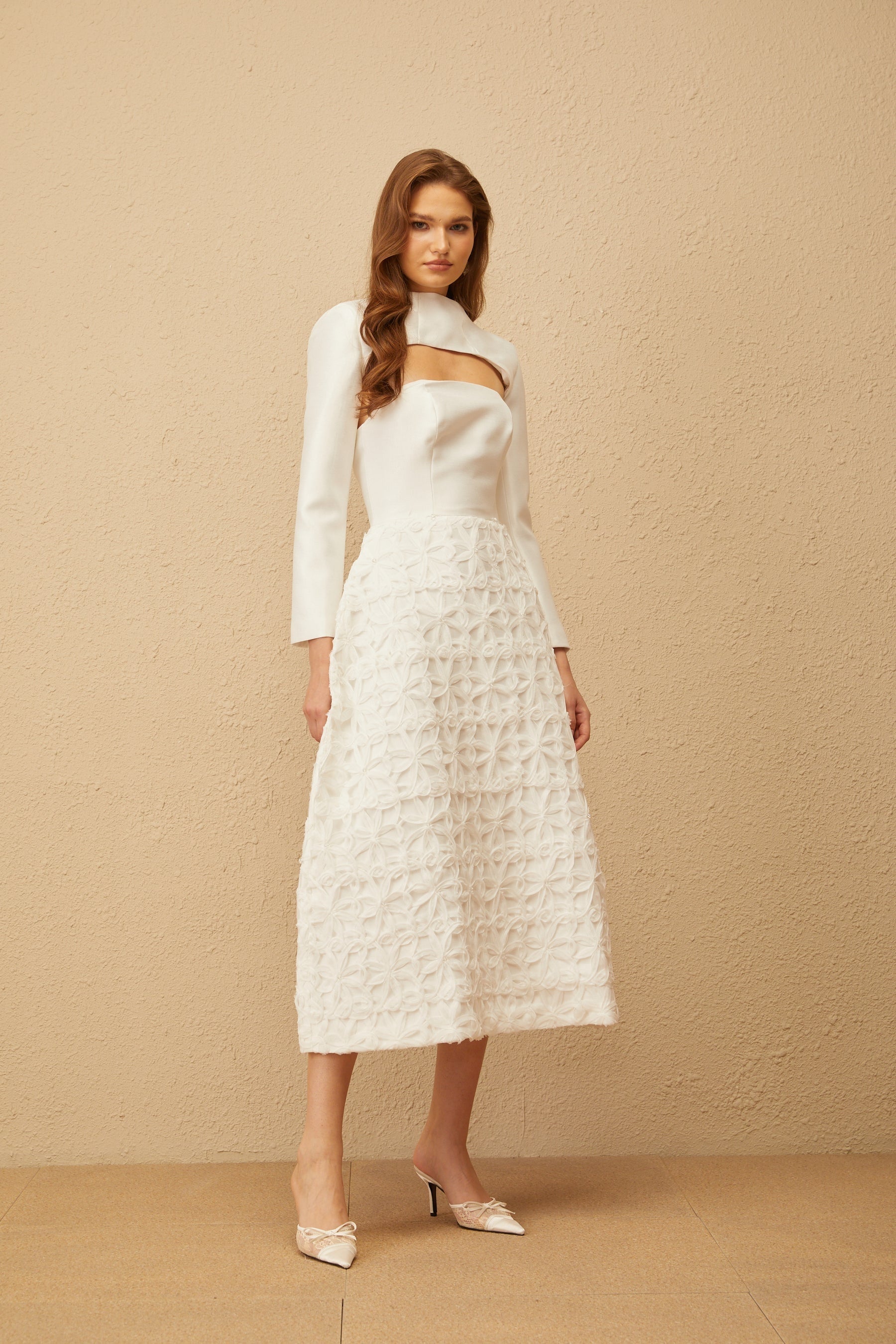 Dulcie White Floral Jacquard Shawl  Dress Set