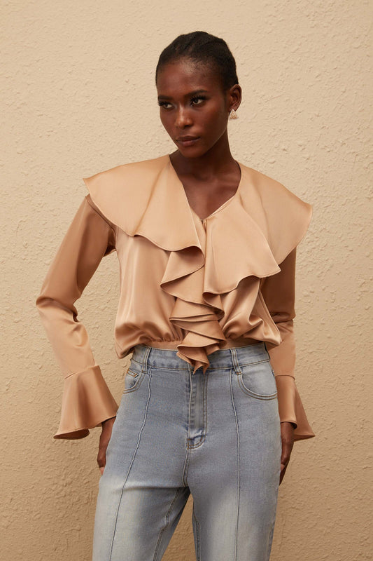 Édith Khaki Ruffled Satin Bodysuit
