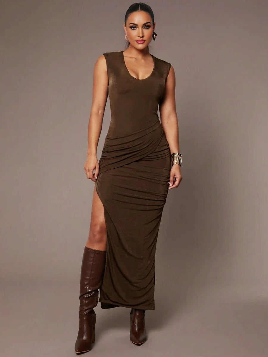 Elegant Commuting Party Solid Color Dark Brown Round Neck Sleeveless Stretch Knitted DoubleLayer