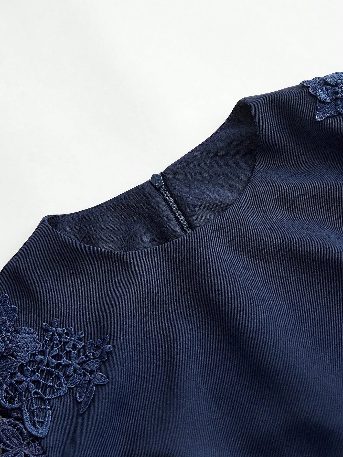 Elegant Lace HollowOut Patchwork Waist Belt Slim Waist Round Neck Midi Dress Summer Easter Outfit