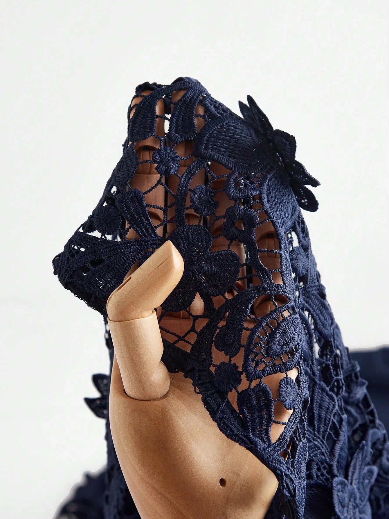 Elegant Lace HollowOut Patchwork Waist Belt Slim Waist Round Neck Midi Dress Summer Easter Outfit