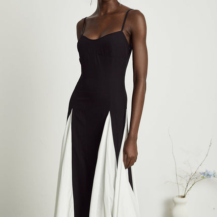 Elegant long pleated maxi dress in contrasting colors named Sofie