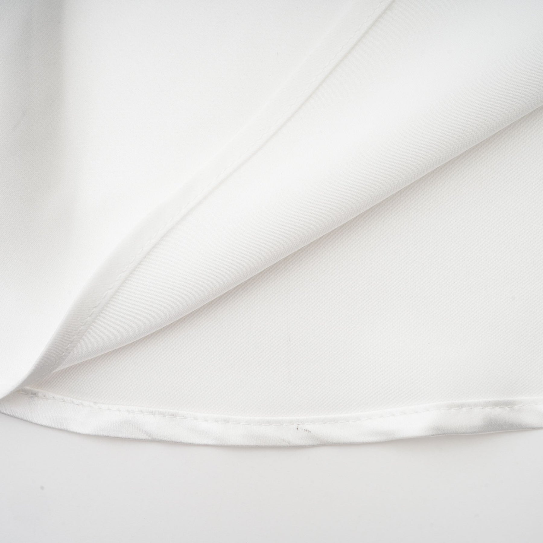 Éléonore contrastcolor lacedetail maxi dress