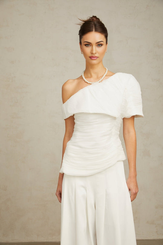 Elisabetta White One Shoulder Matching Set Top Trousers Smocked Design Culotte Pleat Detailing