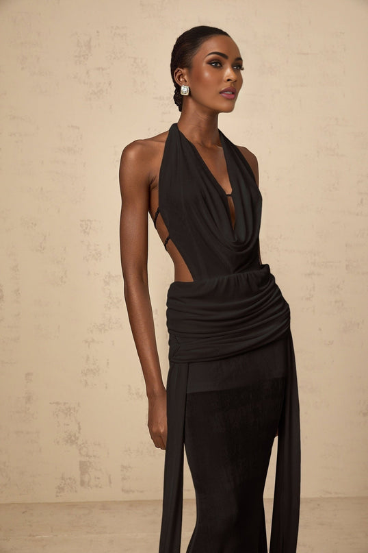 Ella Chic Halterneck Maxi Dress in Black