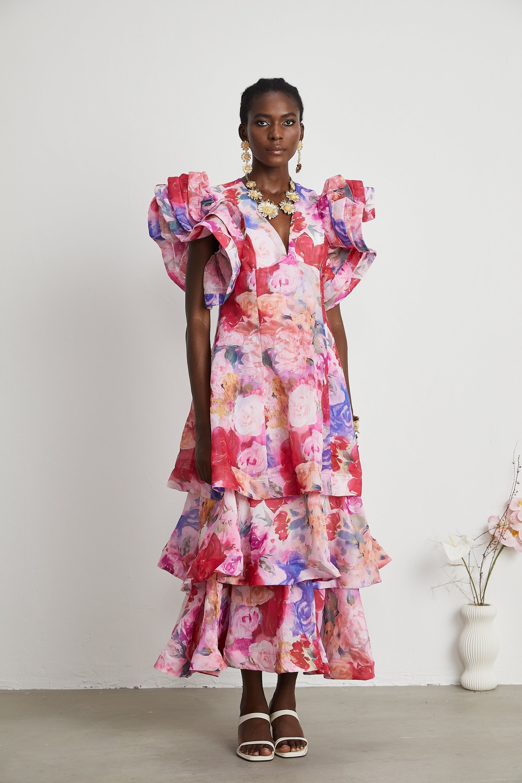 Élodie floralprint ruffled gown