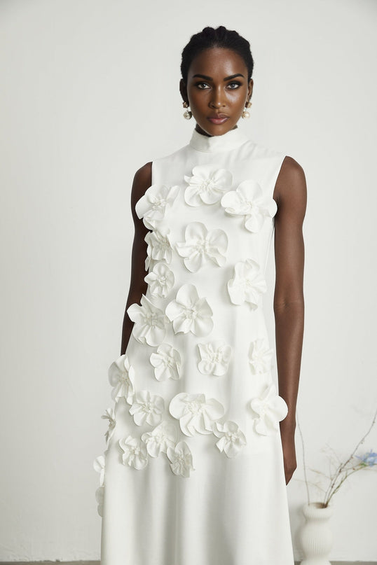 Éloïse White Floral Appliqué Sleeveless Maxi Dress