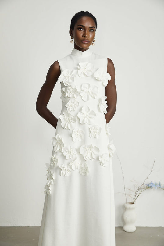 Éloïse White Floral Appliqué Sleeveless Maxi Dress