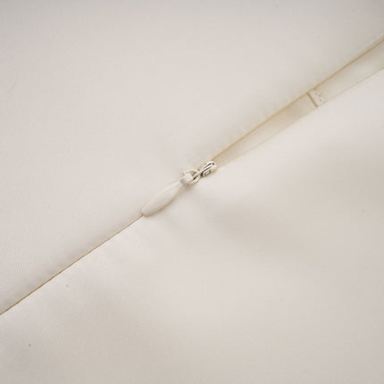 Émilie sleeveless floralapplique midi dress in White