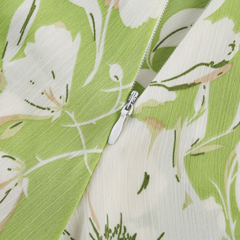 Éva floralprint crystalembellished midi dress