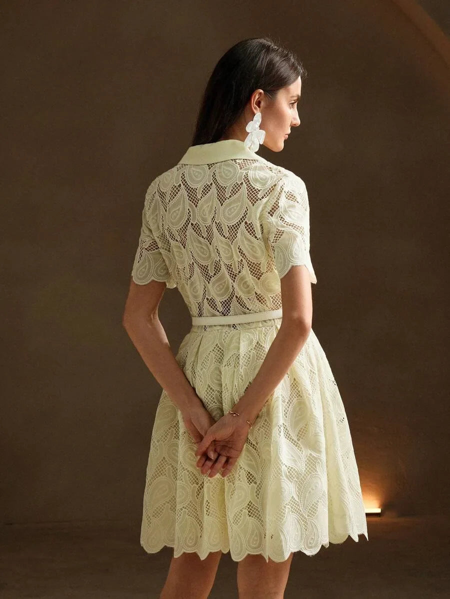 Fashionable White Casual ALine Dress With Embroidered Paisley Flowers WaistTying For Slimming Effect