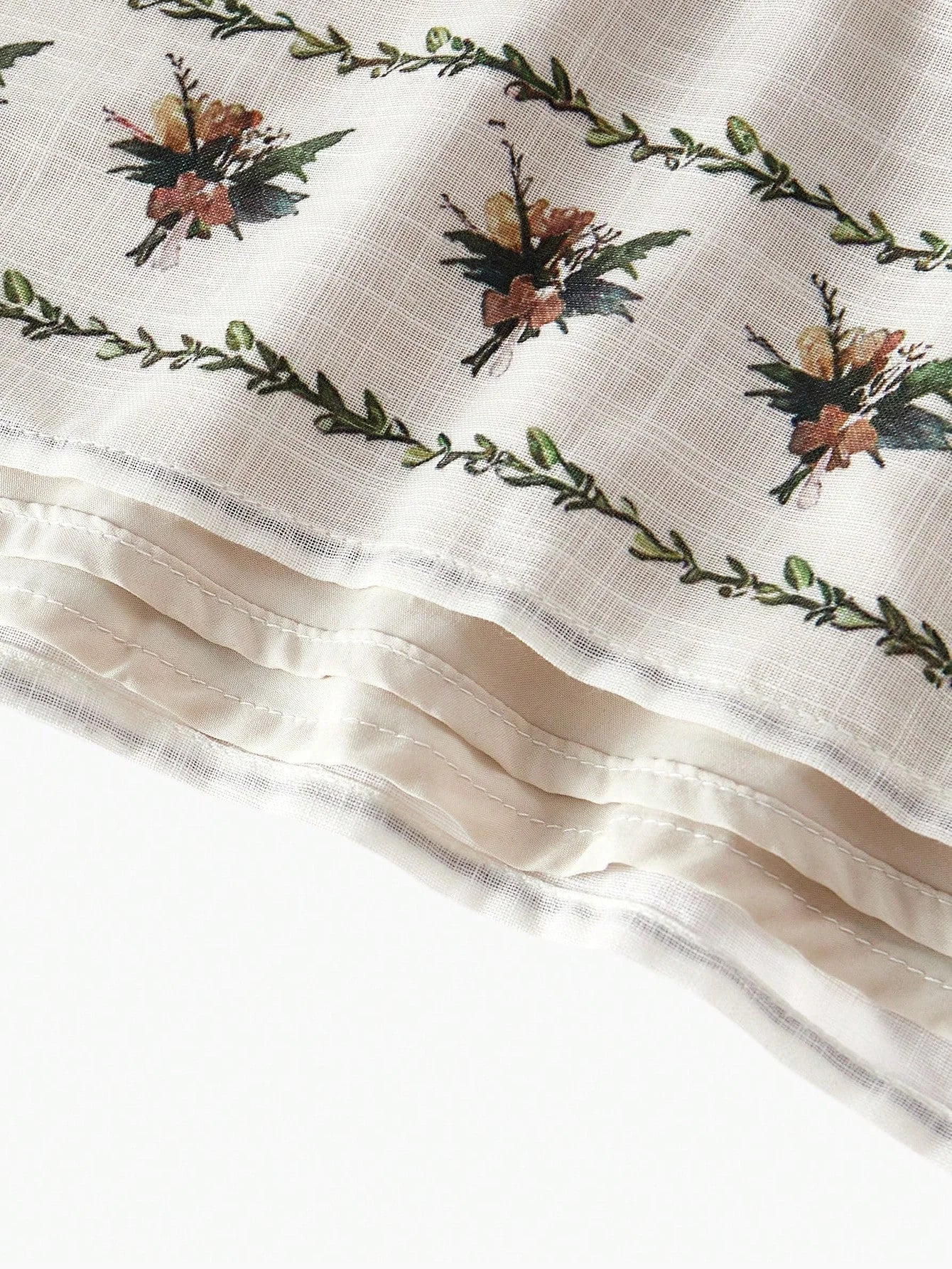 FLORAL PRINT RUFFLE HEM CAMI DRESS