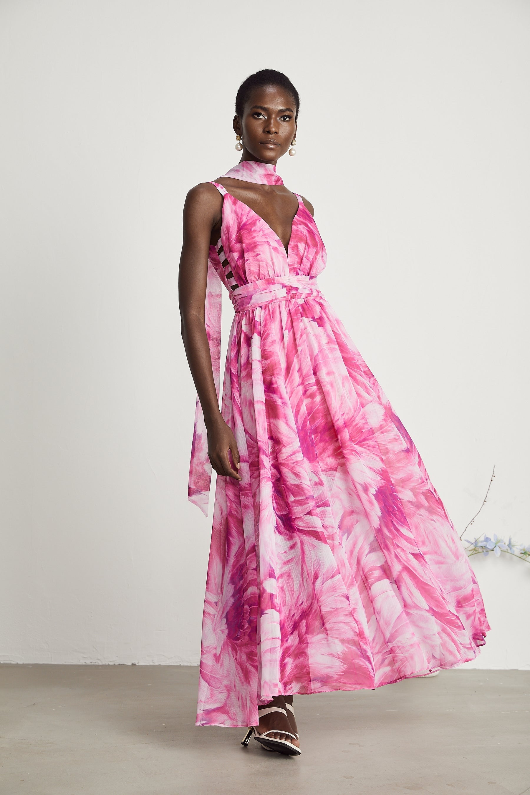 Florence Vneck floral maxi dress