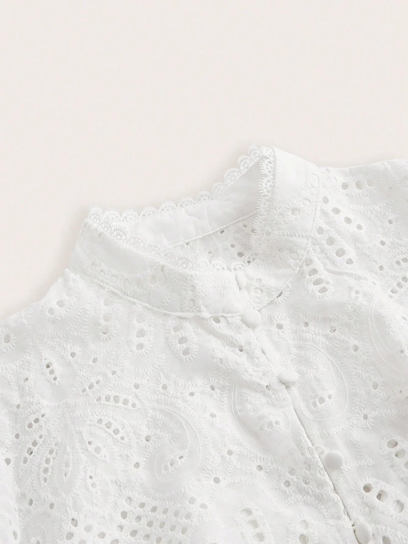French Palace Style Hollow Crochet Embroidery Button Down Water Soluble Floral Waist Belt Fitted