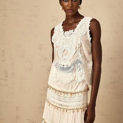 Gemmina White Floral Embroidered Cropped Top
