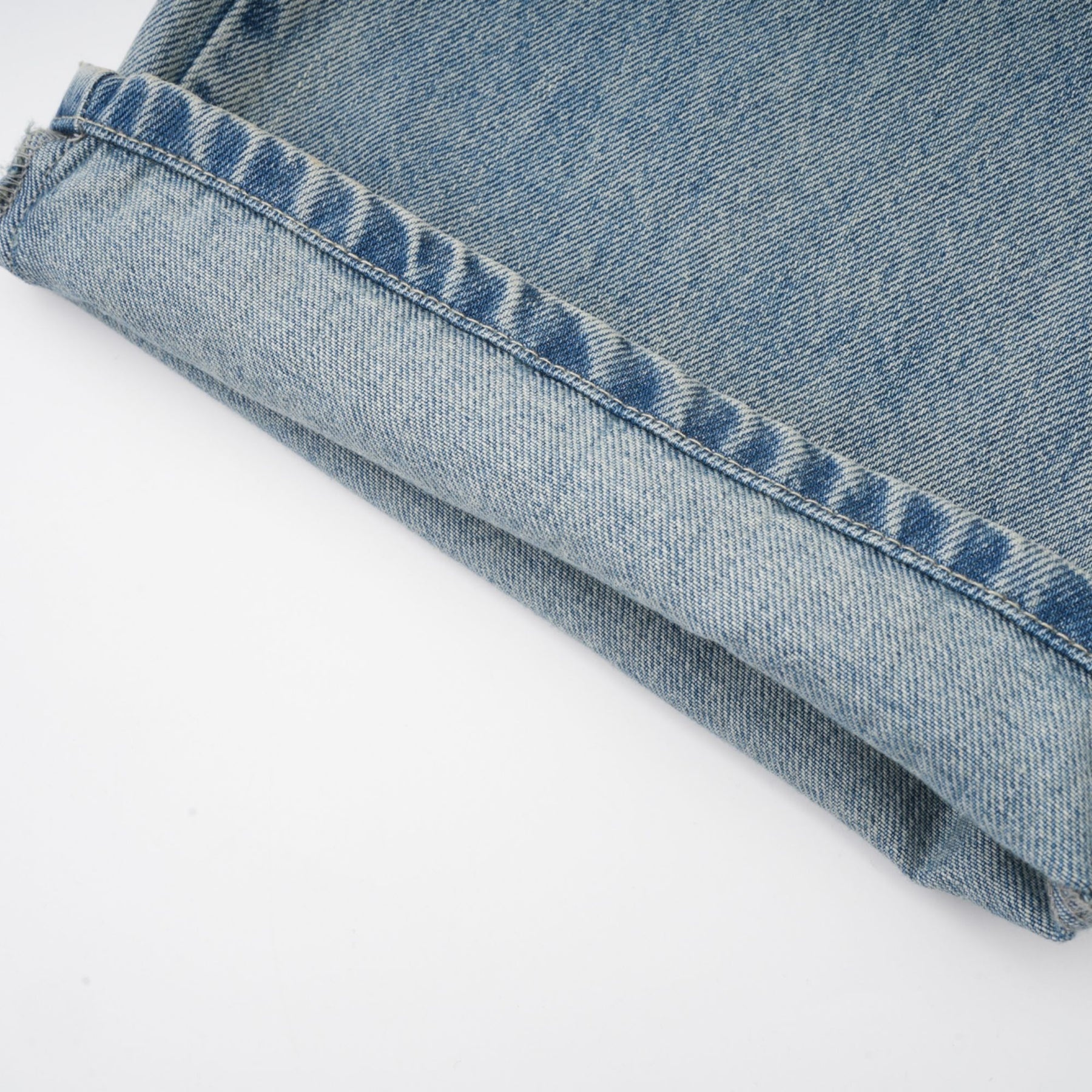 Géraldine strapdetail jeans