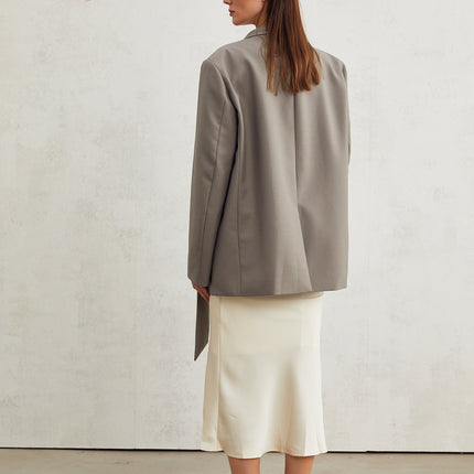 Giacomina Grey Collarless V-neck Open Front Blazer Long Sleeves Buttoned Cuffs Crepe Textured Straight Hem Two Front Welt Pockets 60% Polyester 40% Viscose