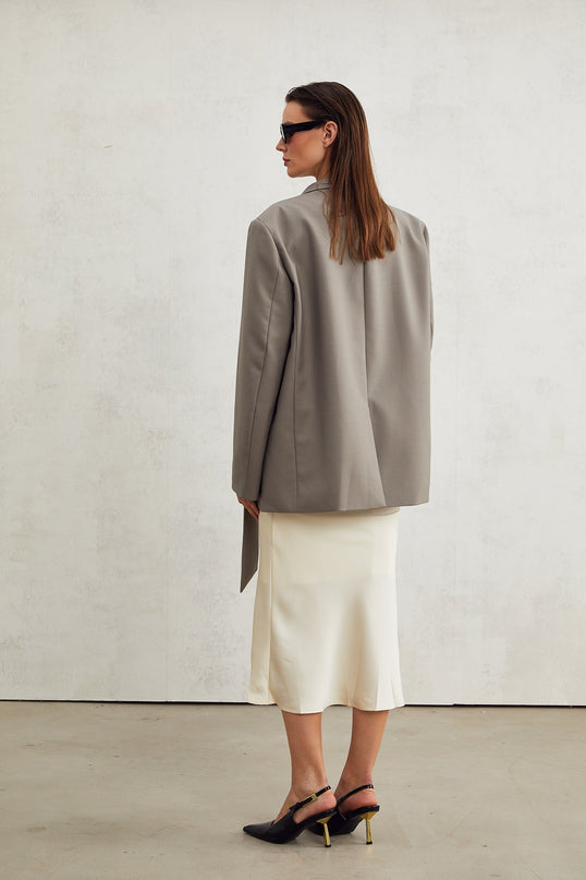 Giacomina Grey Collarless V-neck Open Front Blazer Long Sleeves Buttoned Cuffs Crepe Textured Straight Hem Two Front Welt Pockets 60% Polyester 40% Viscose