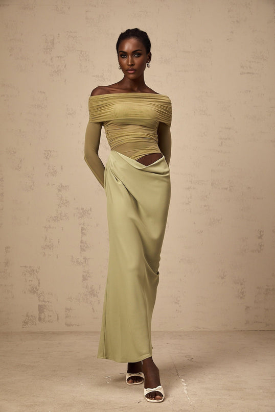 Giovannella Green Midi Dress with Off-the-Shoulder Design and Tulle Paneling