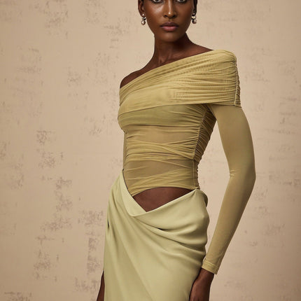 Giovannella Green Midi Dress with Off-the-Shoulder Design and Tulle Panelling