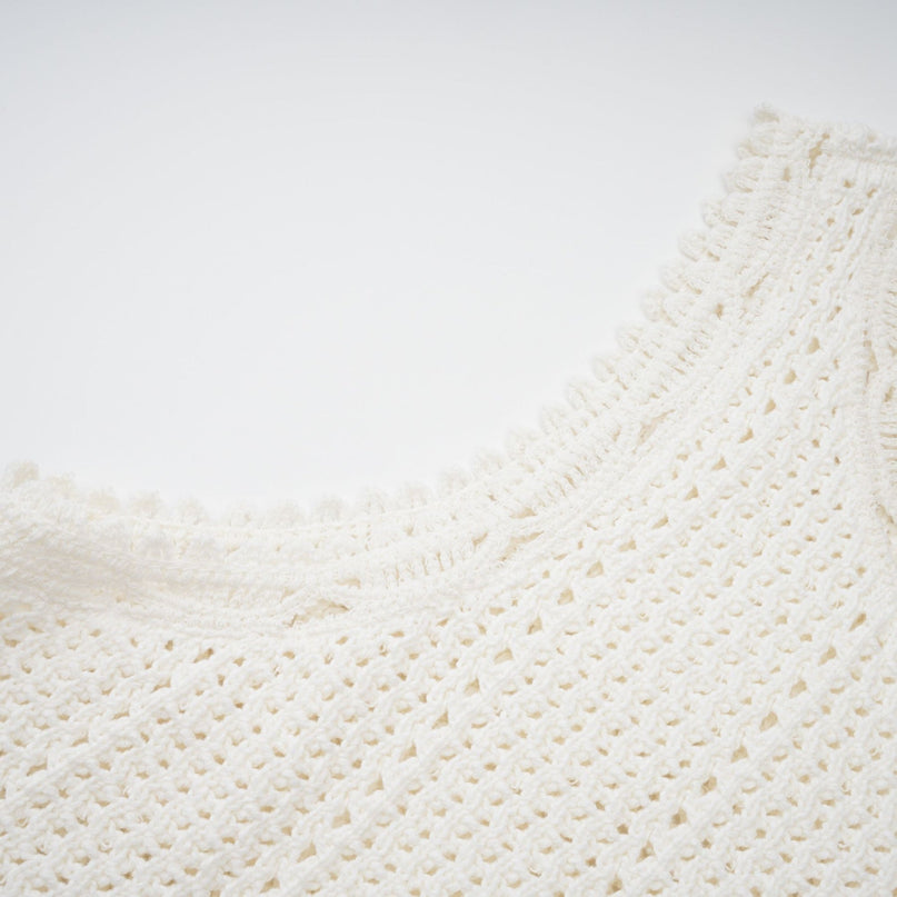 Gisèle White Floral Appliqué Crochet Knit Two-Piece Top and Shorts Set
