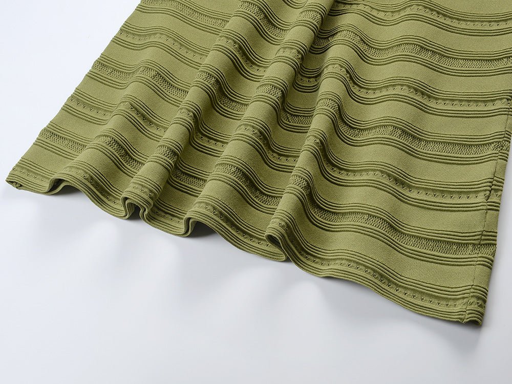 Green A-line silhouette dress with scalloped neckline and button details