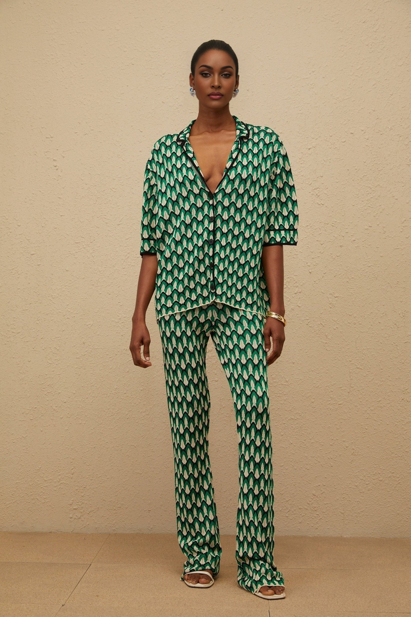Green and Multicolor Crochet Knit Shirt with Notched Lapels and Half Sleeves