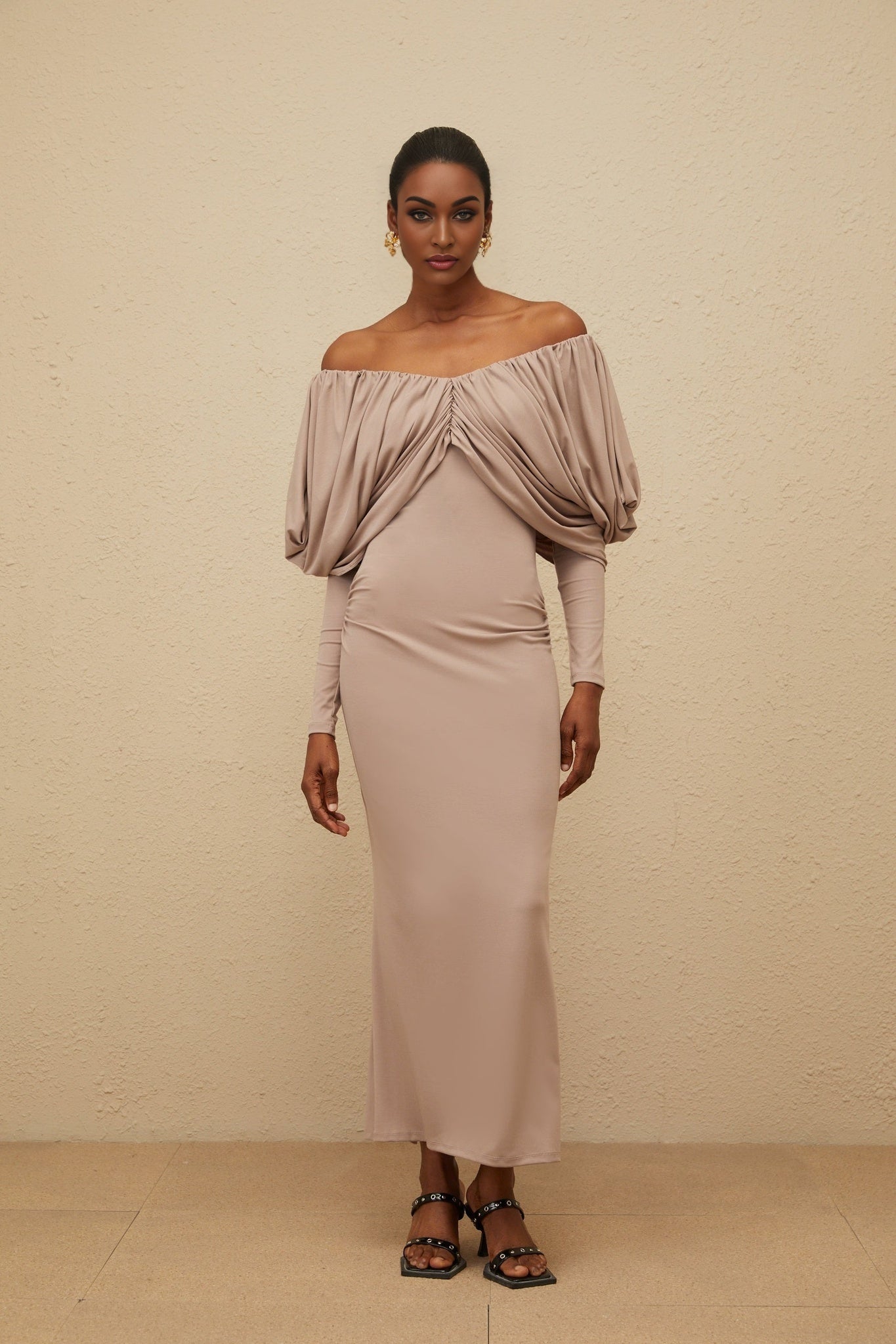 Grey V-Neck Long Sleeve Shift Dress with Ruched Detailing