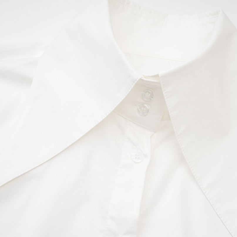 Guenda White Cotton Pointed Collar Shirt with Buttoned Cuffs and Front Button Fastening