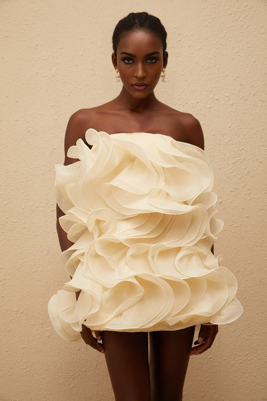 Helena Mini Dress in Cream White with 3D-Petal Detailing